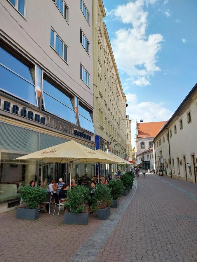 City Center Apartments - Moderna Brno Rimske Namesti V Exteriér fotografie